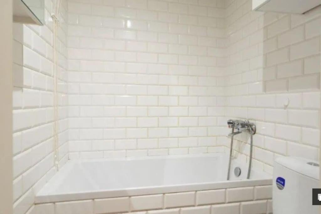 Old Praga Wi-Fi 300Mb Apartment Warsaw Luaran gambar