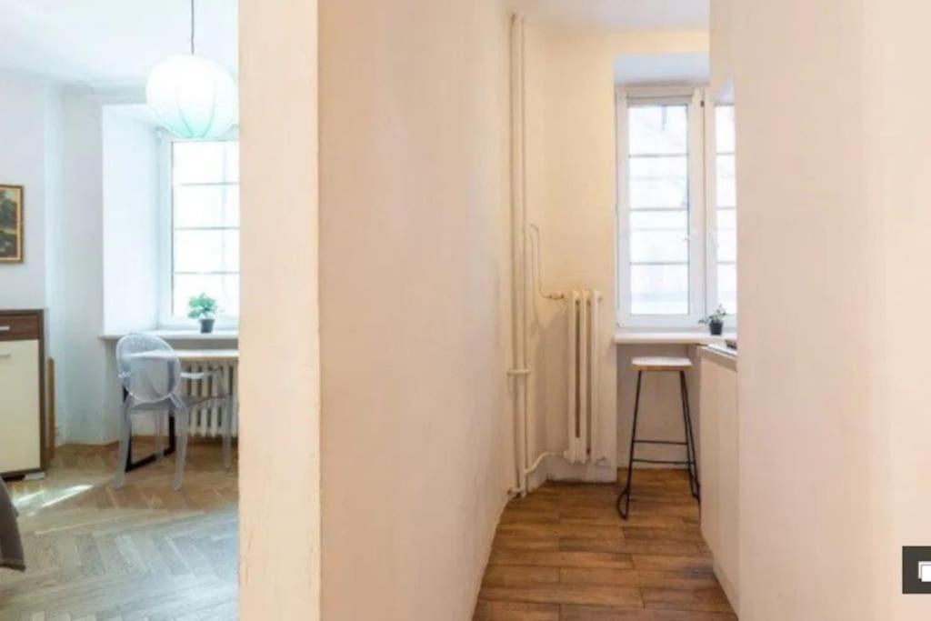Old Praga Wi-Fi 300Mb Apartment Warsaw Luaran gambar