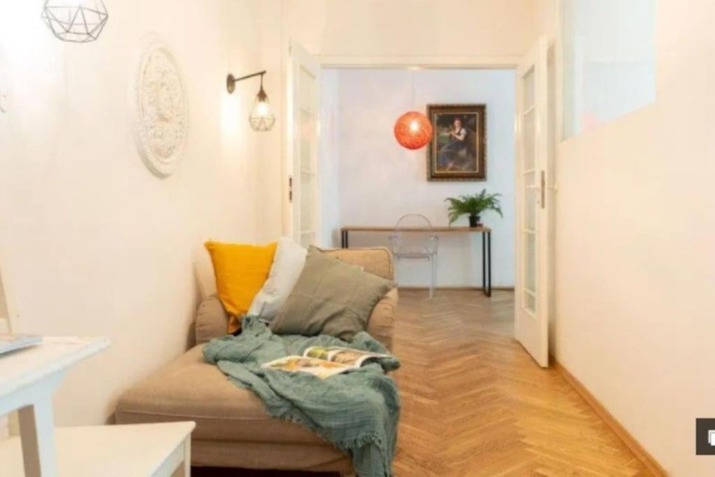 Old Praga Wi-Fi 300Mb Apartment Warsaw Luaran gambar